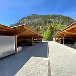 Loferlodge 3 *